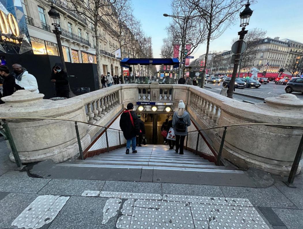 Studio Pres Des Champs-Elysees Paris Exterior photo